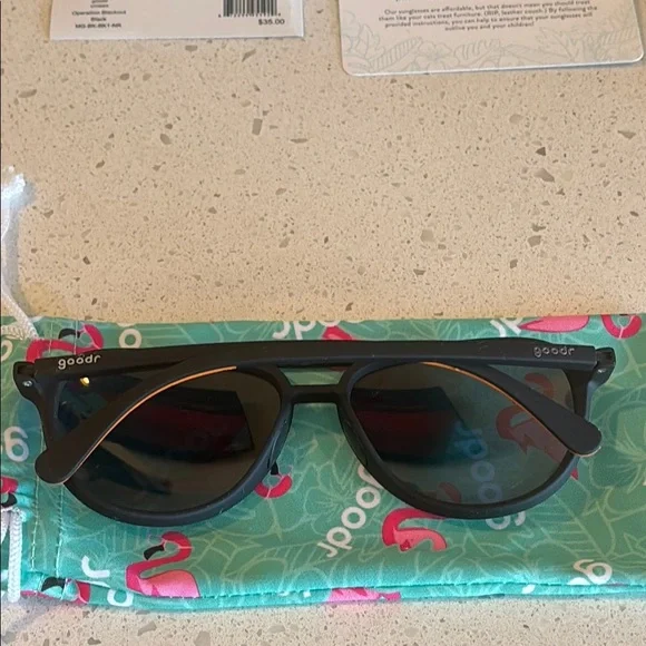 Goodr Operation Blackout Aviator Sunglasses with Yellow Lenses - Picture 5 of 7